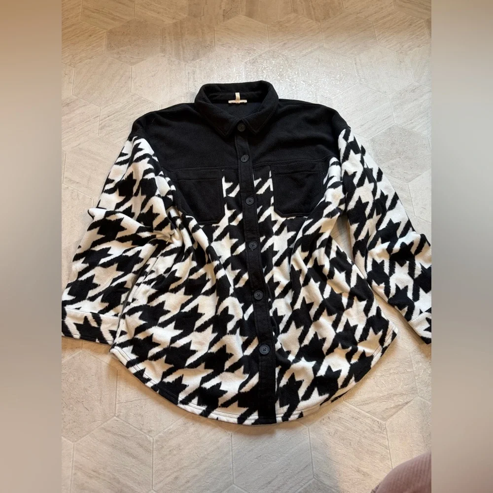 Maurices Black and White‎ Houndstooth Utility Jacket